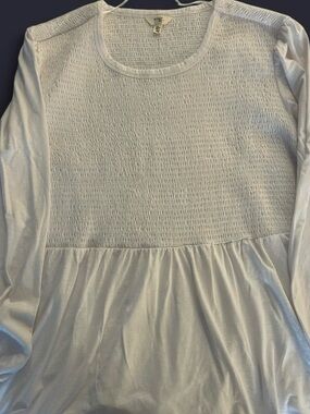 Terra & Sky White Long-Sleeve Smocked Yoke Peplum Top